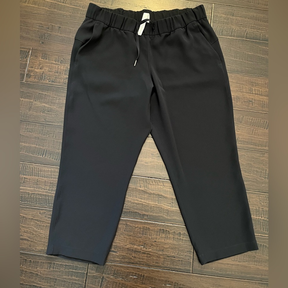 Lululemon On the Fly Crop Pants 23”